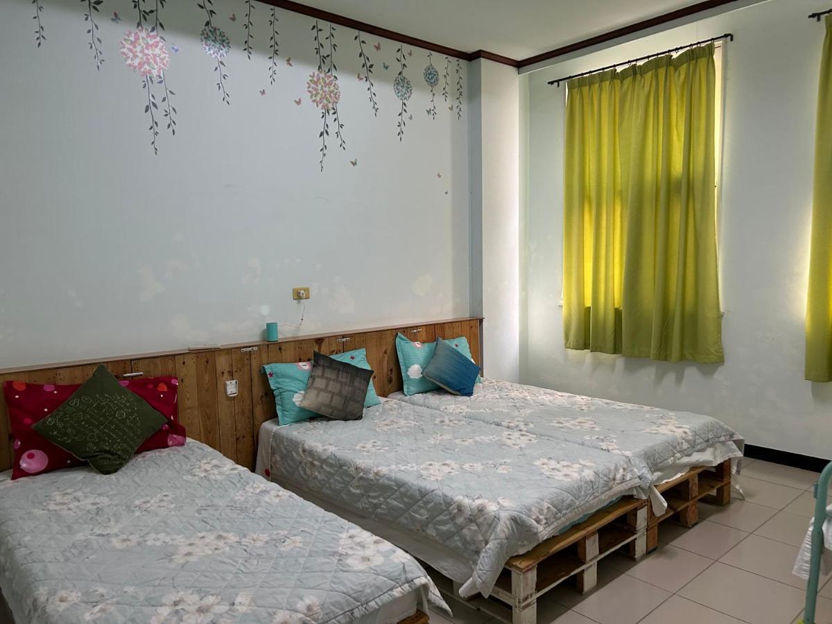 Appartement Golden House à Tainan Extérieur photo