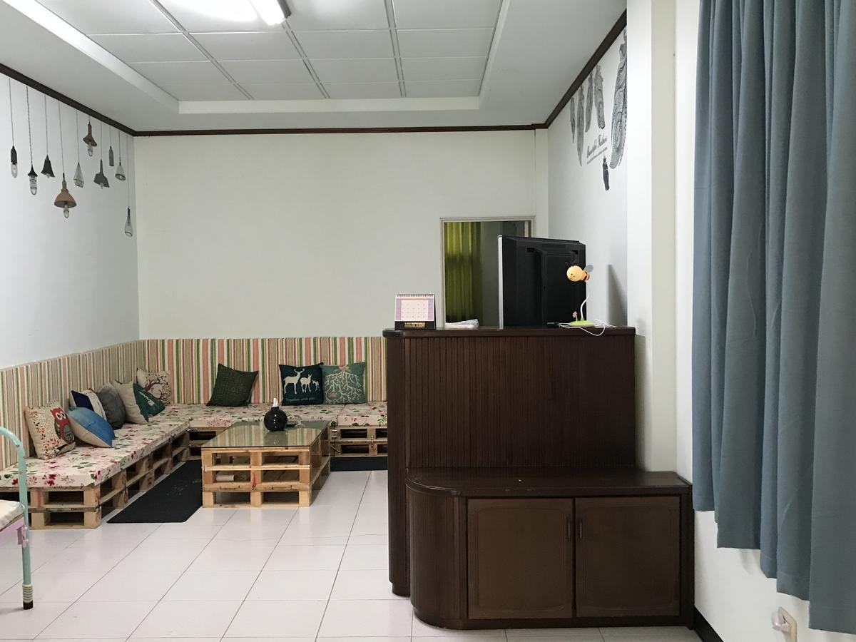 Appartement Golden House à Tainan Extérieur photo